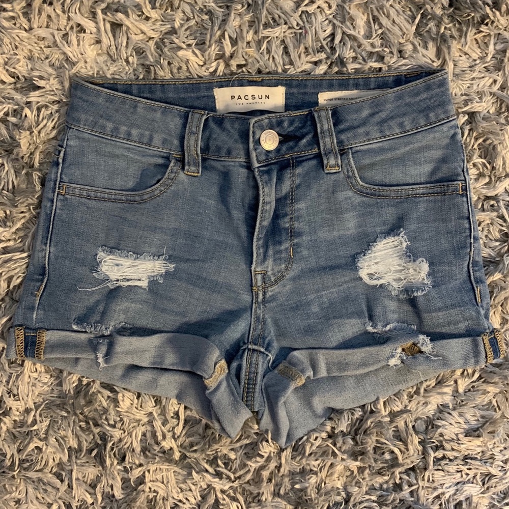 PacSun cuffed jean shorts!